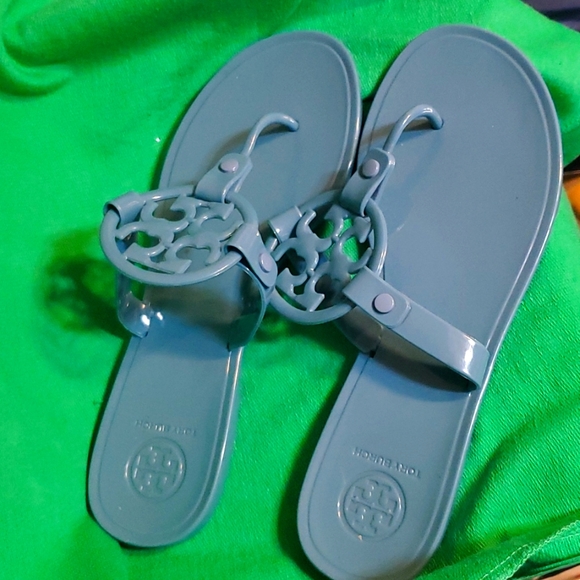 Tory Burch Jelly Miller sandals - Picture 15 of 15